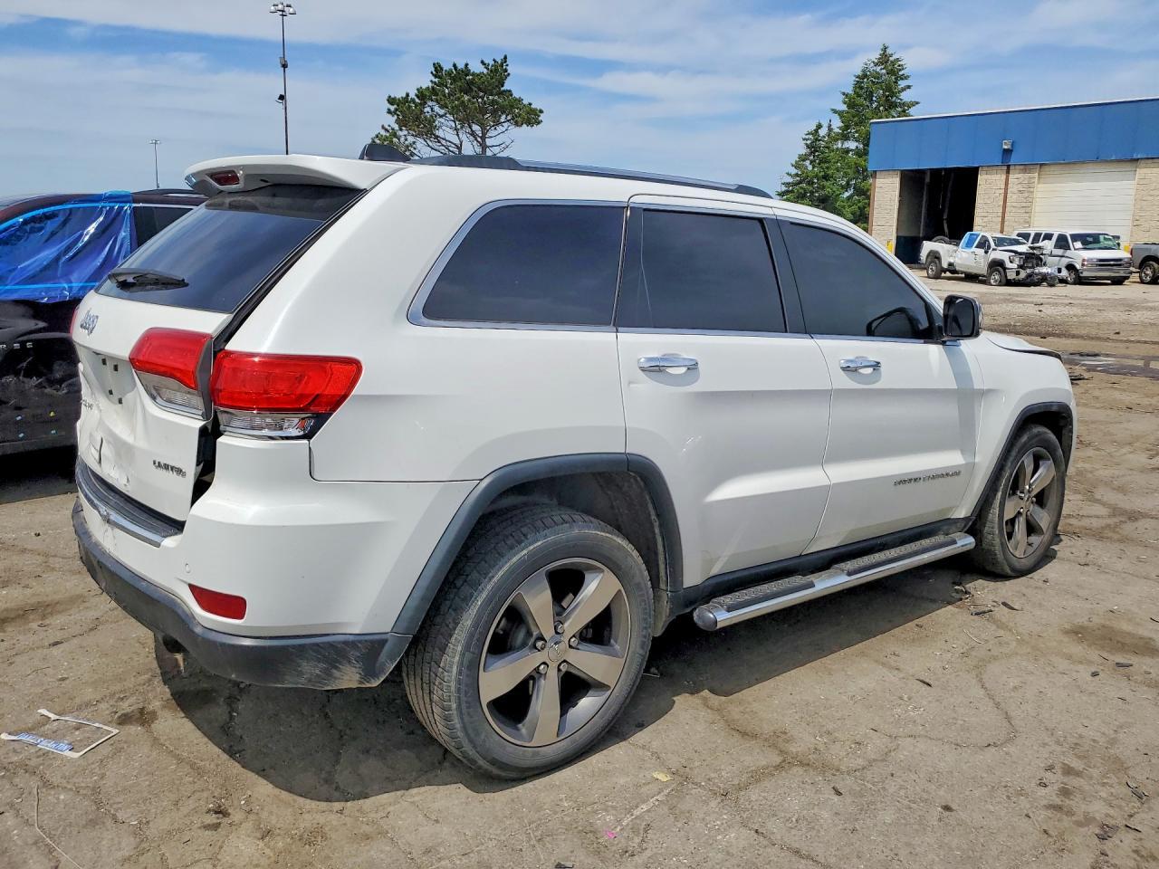 2015 Jeep Grand Cherokee Limited - Image 3