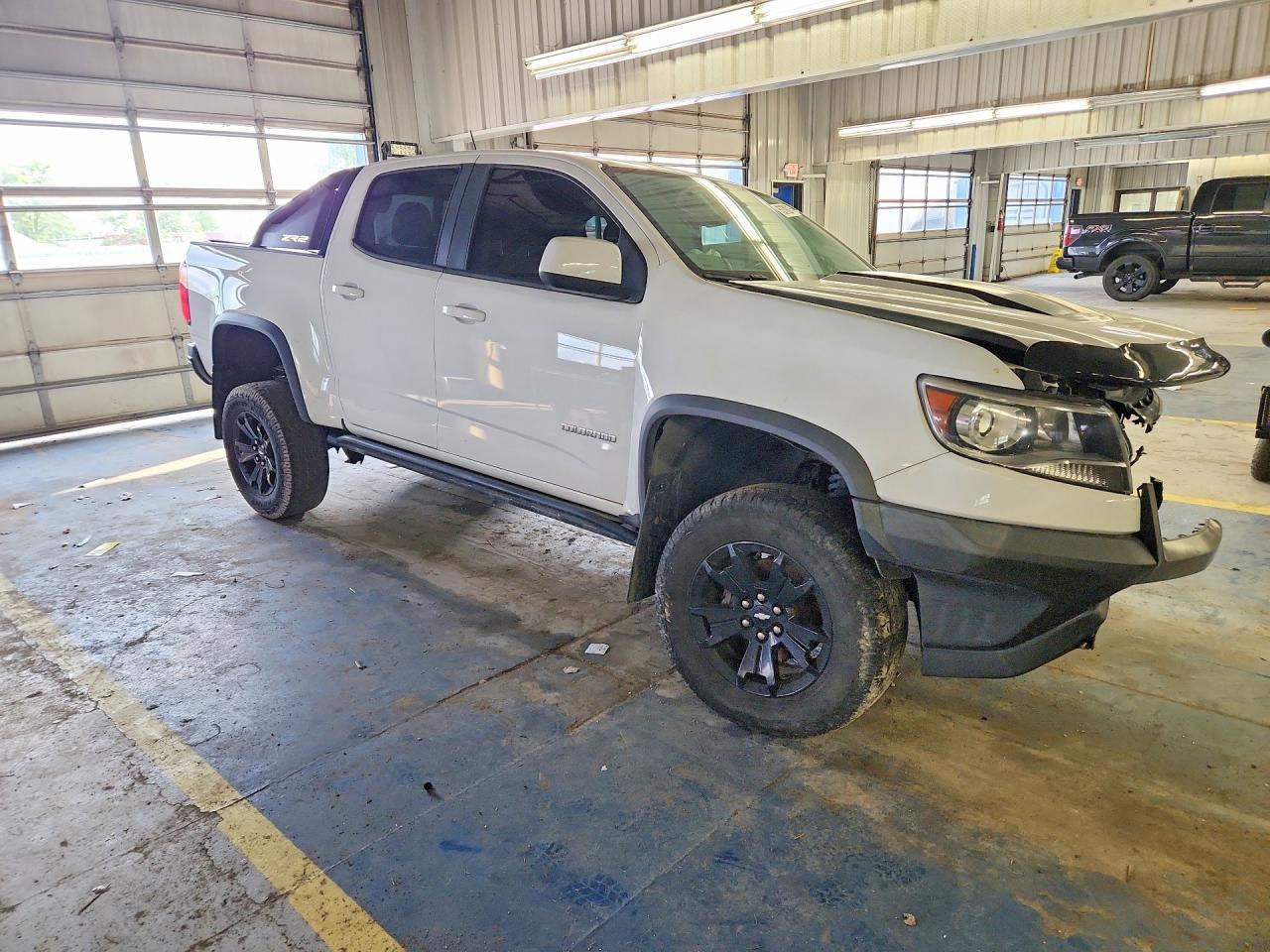 2018 Chevrolet Colorado Zr2 - Image 4