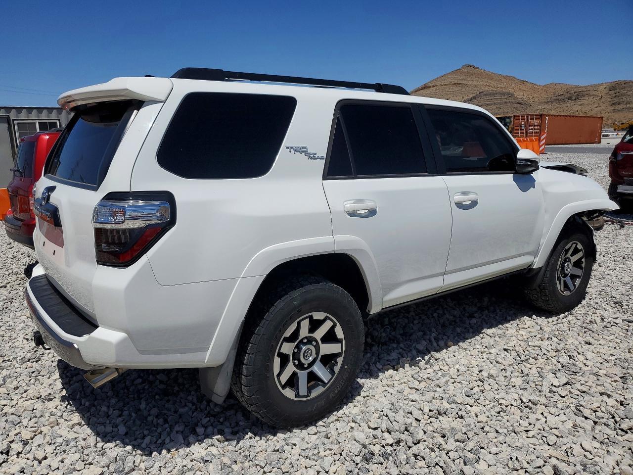 2020 Toyota 4Runner Trd Off-Road Premium - Фото 3