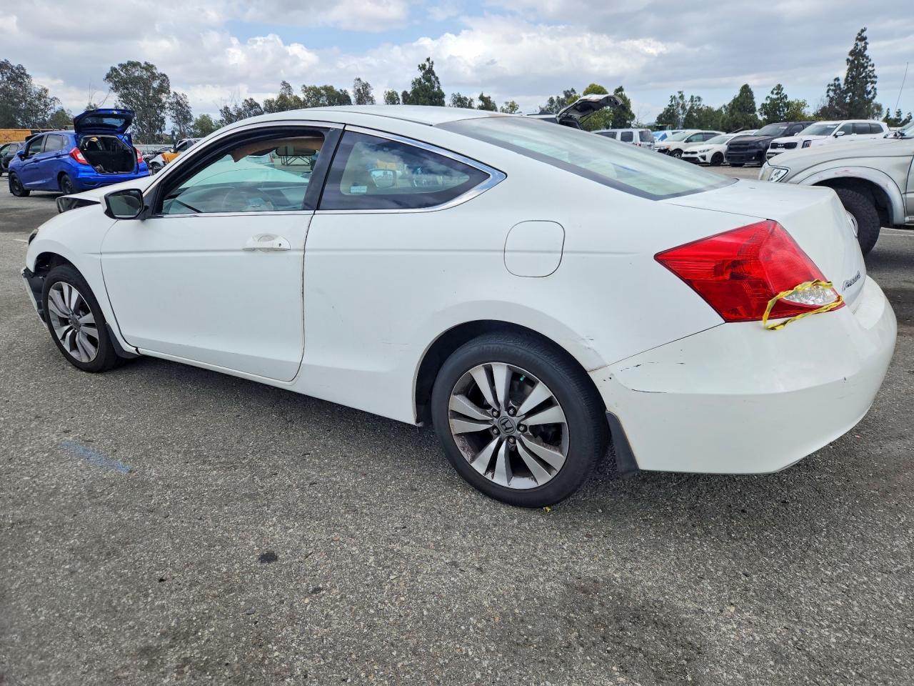 2011 Honda Accord Lx-S - Фото 2
