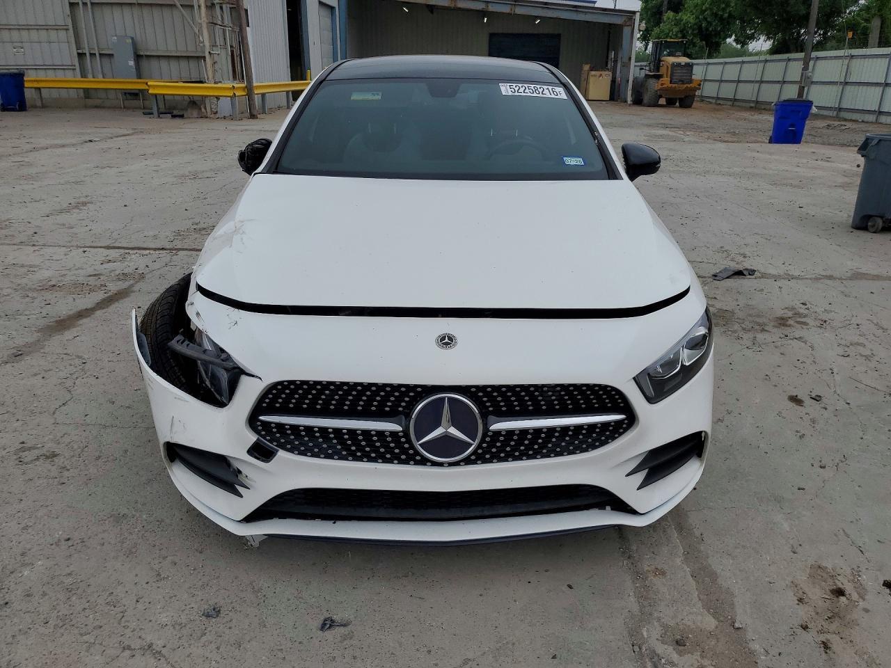 2022 Mercedes-Benz A 220 - Image 5