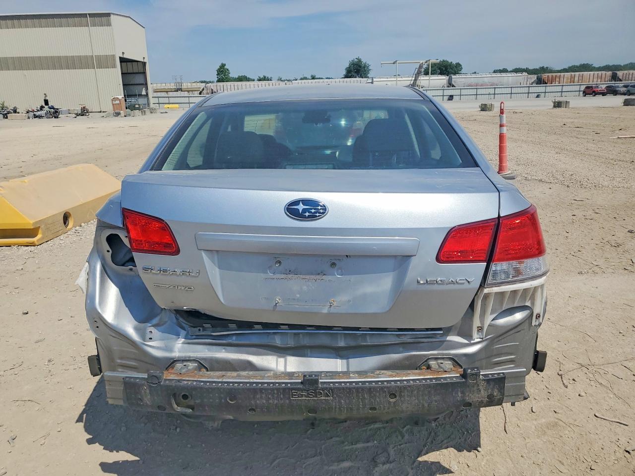 2012 Subaru Legacy 2.5I - Фото 6
