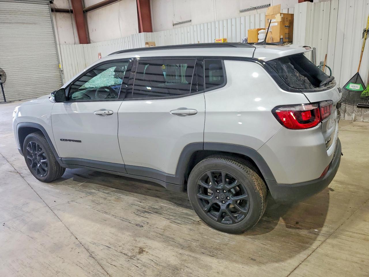 2026 Jeep Compass - Фото 2