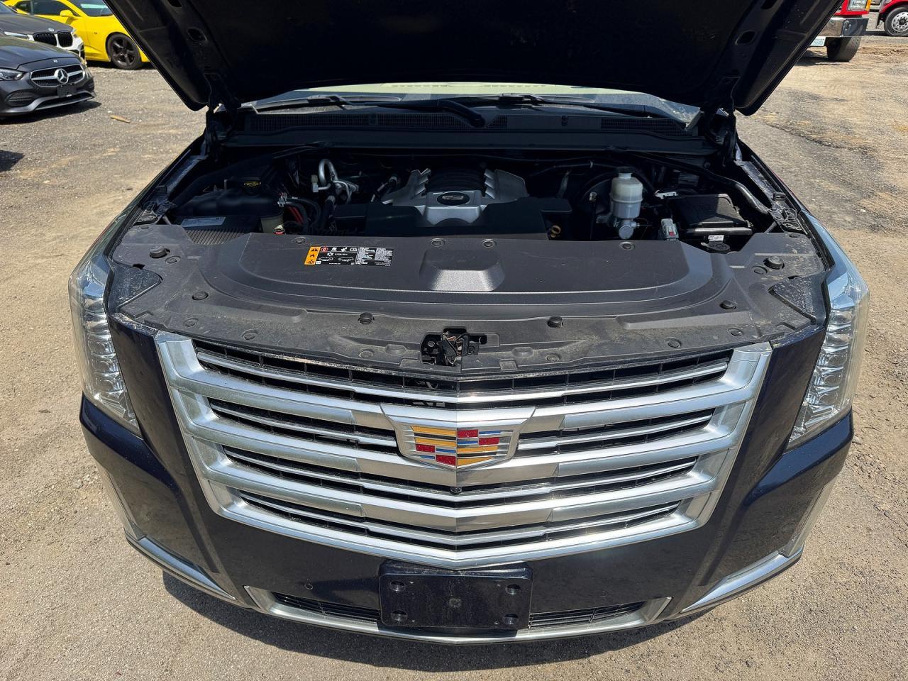2019 Cadillac Escalade Esv Platinum - Image 7