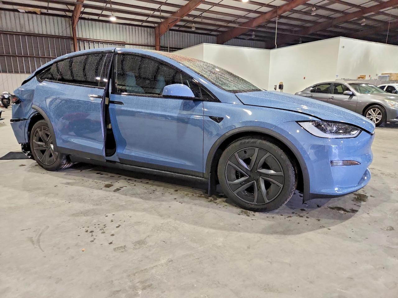 2026 Tesla Model X - Фото 4