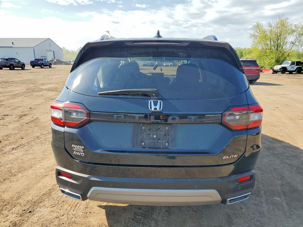 2024 Honda Pilot Elite - Фото 6