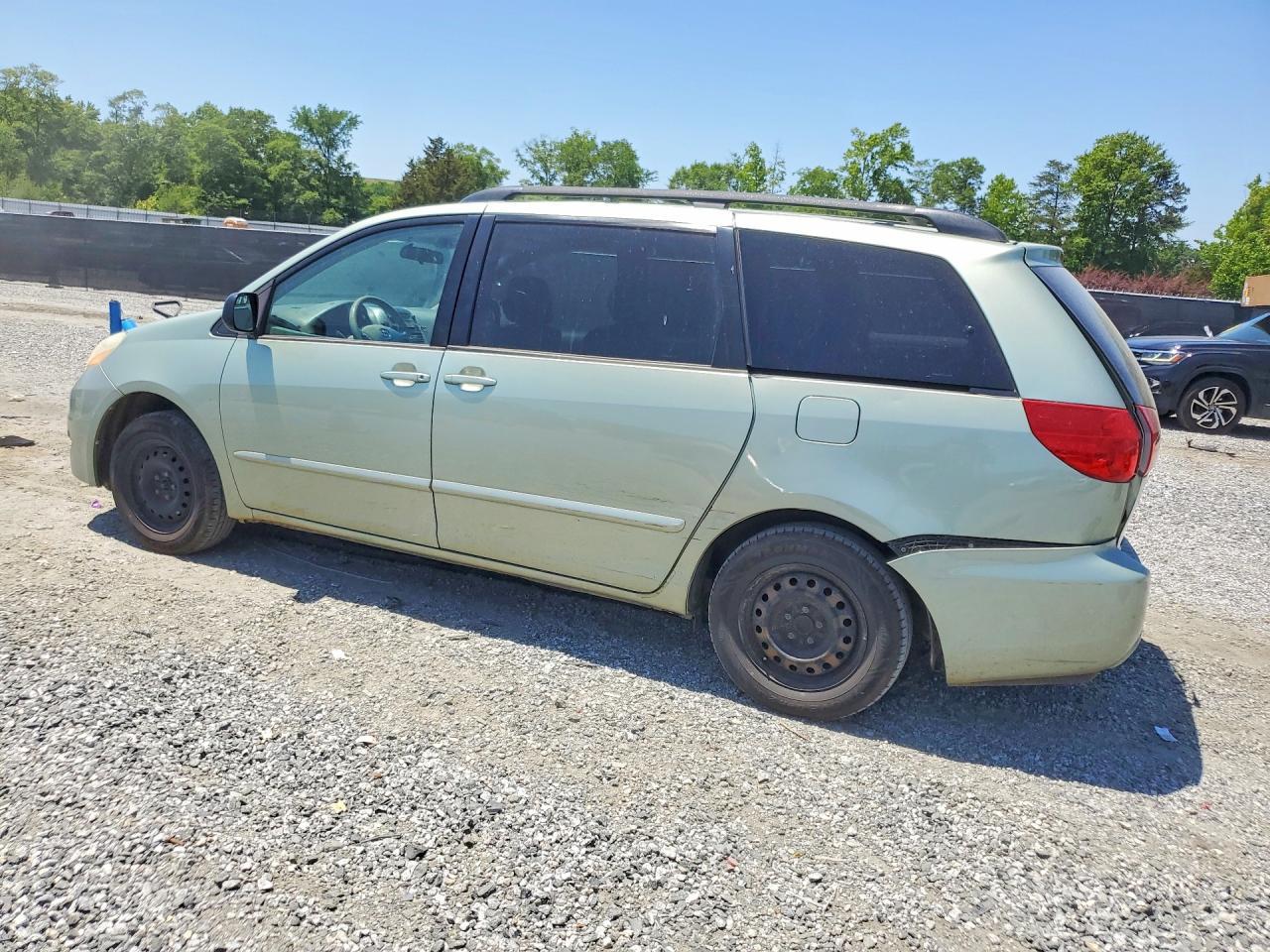 2006 Toyota Sienna Le 7 Passenger - Фото 2