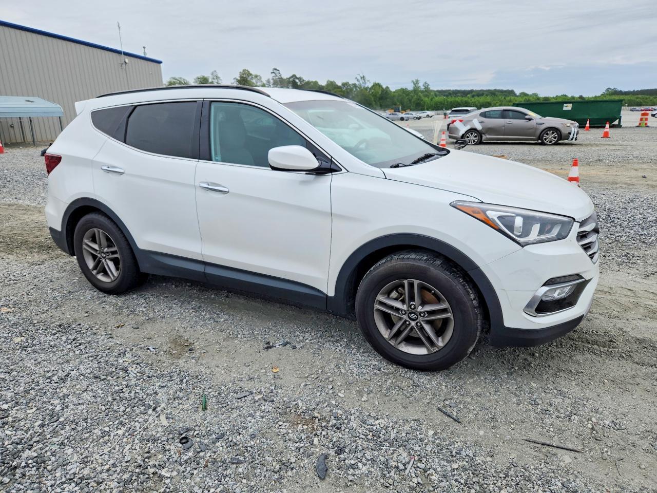 2017 Hyundai Santa Fe Sport 2.4L - Фото 4