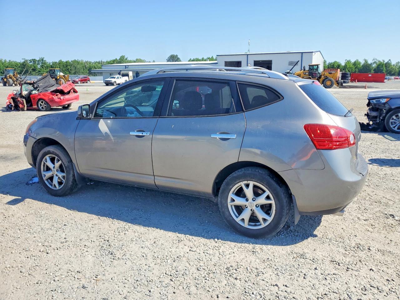 2010 Nissan Rogue S - Фото 2