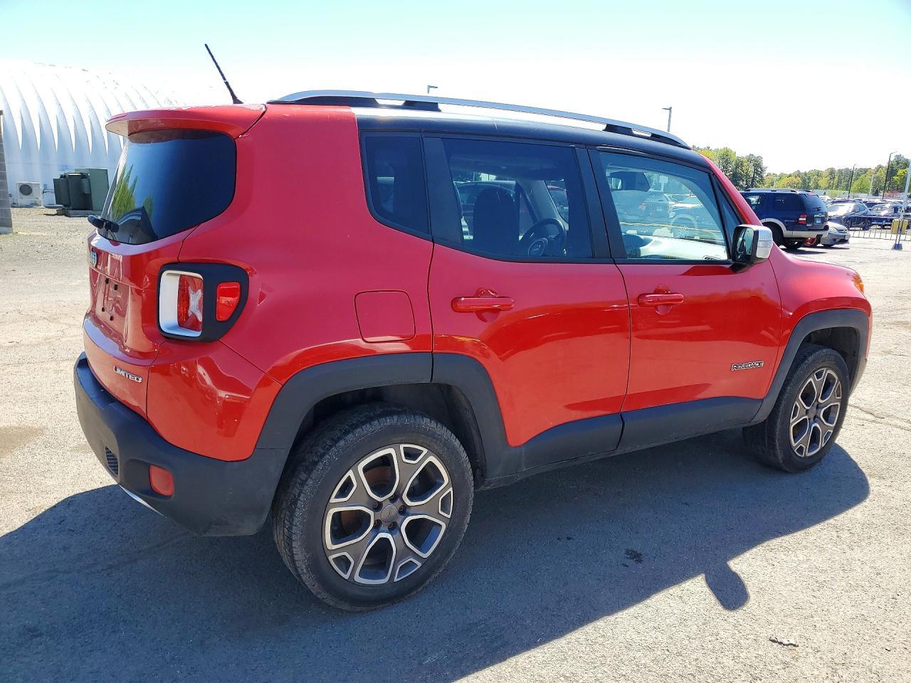 2015 Jeep Renegade Limited - Фото 3