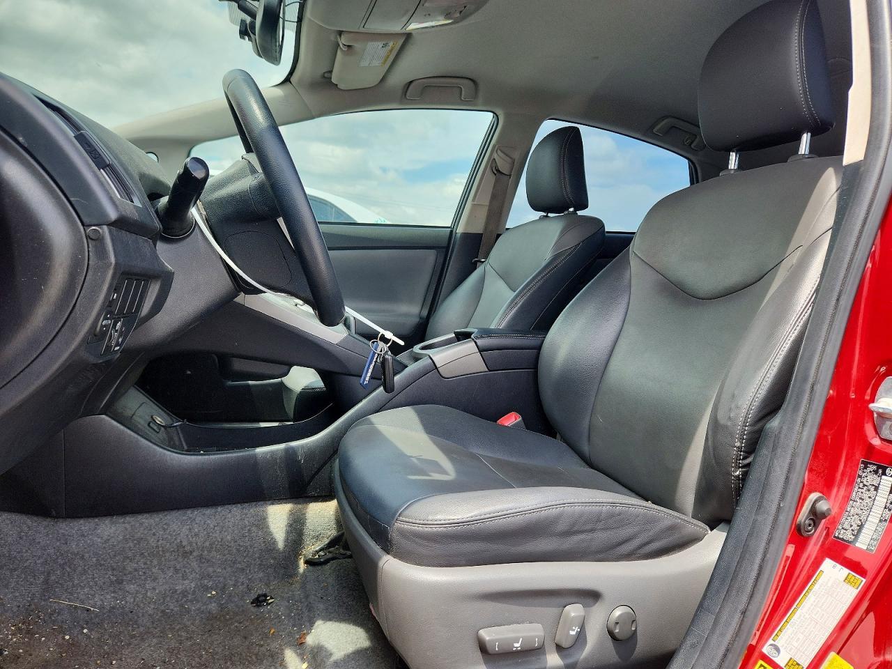 2013 Toyota Prius Four - Фото 7
