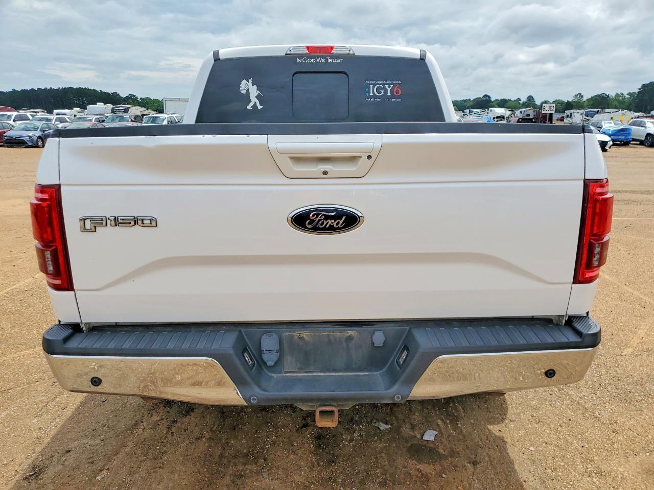 2015 Ford F150 Supercrew - Image 6