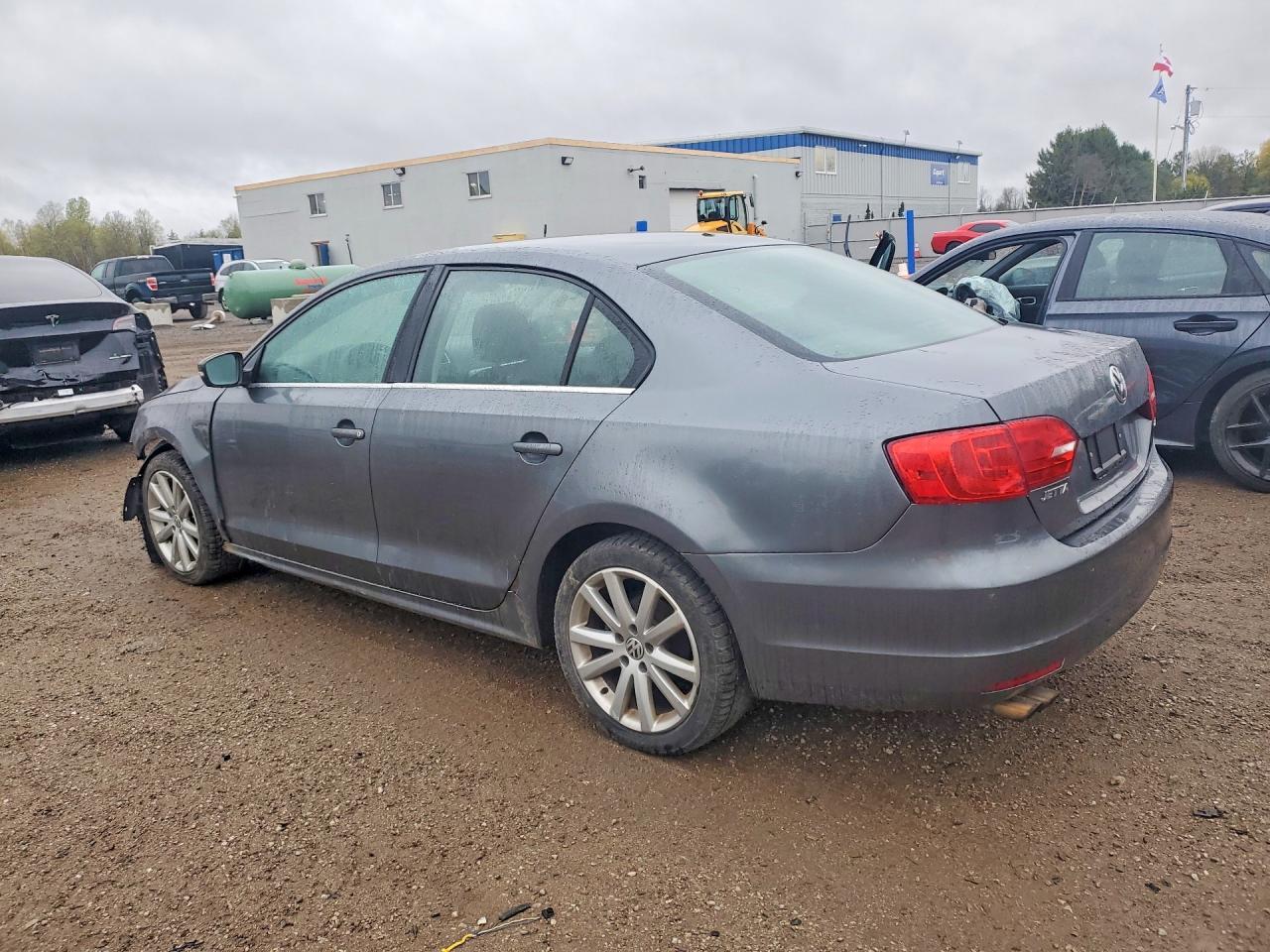 2013 Volkswagen Jetta Se - Фото 2