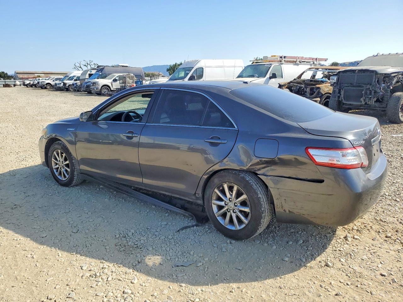 2011 Toyota Camry Hybrid - Фото 2
