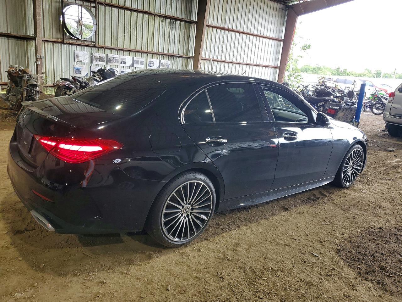 2023 Mercedes-Benz C 300 - Фото 3