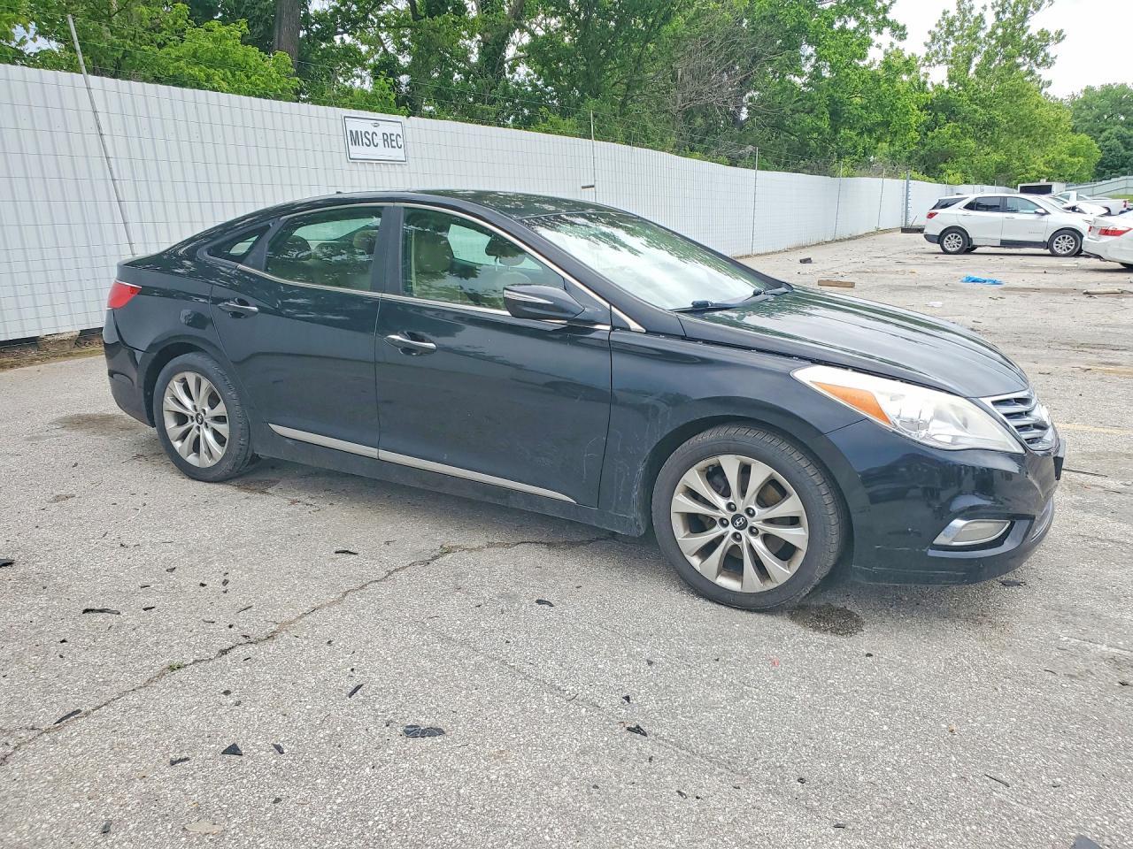 2014 Hyundai Azera Limited - Image 4