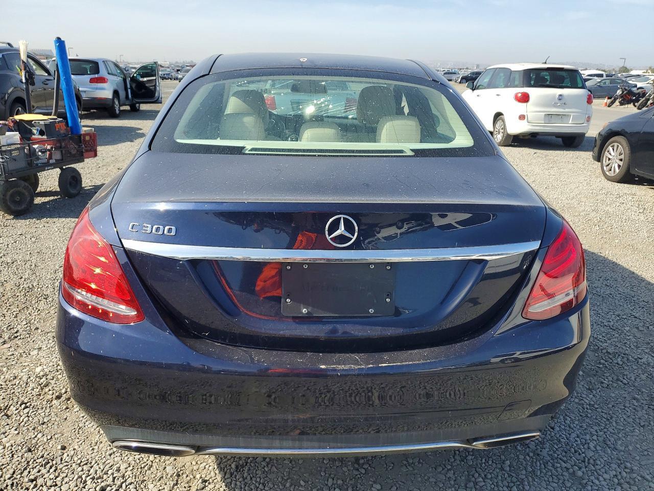2015 Mercedes-Benz C 300 4Matic - Фото 6