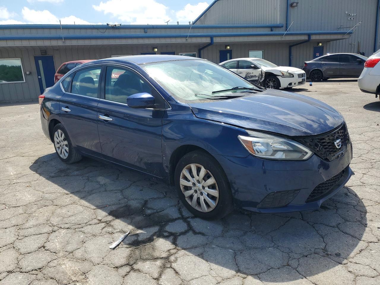 2017 Nissan Sentra S - Фото 4