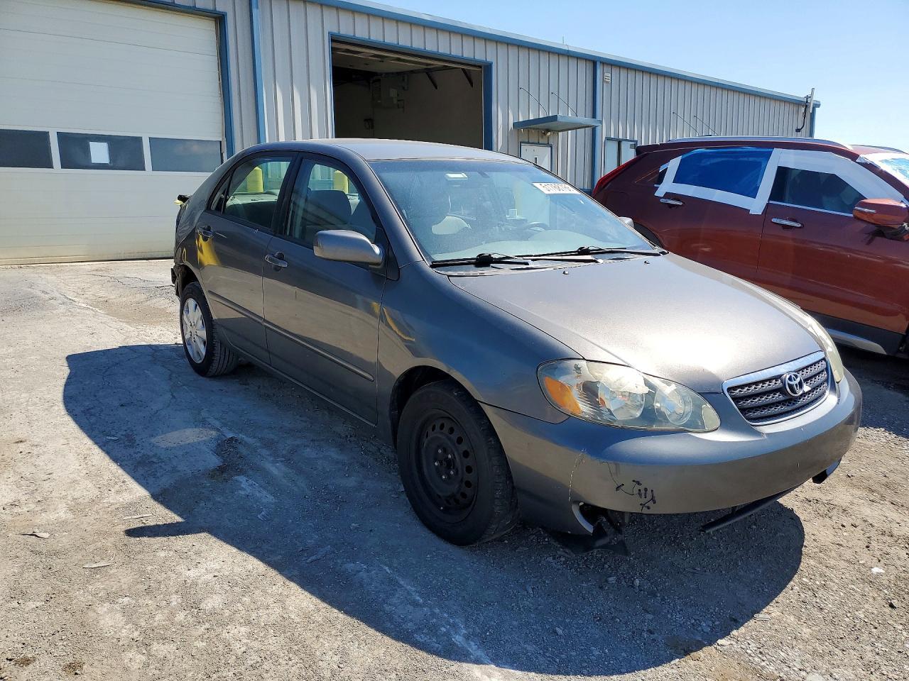 2005 Toyota Corolla Le - Image 4