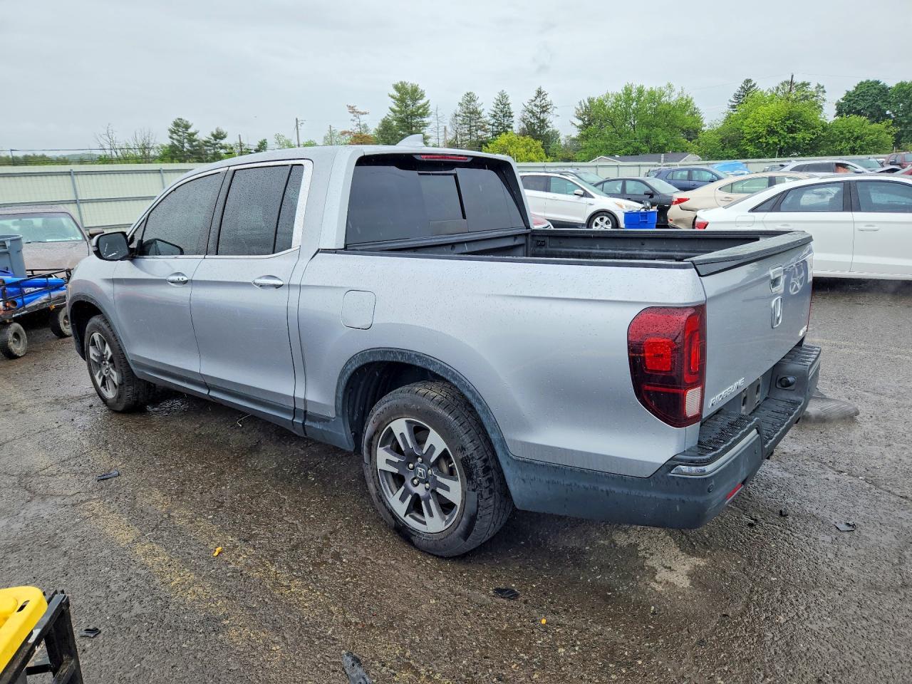 2018 Honda Ridgeline Rtl - Image 2
