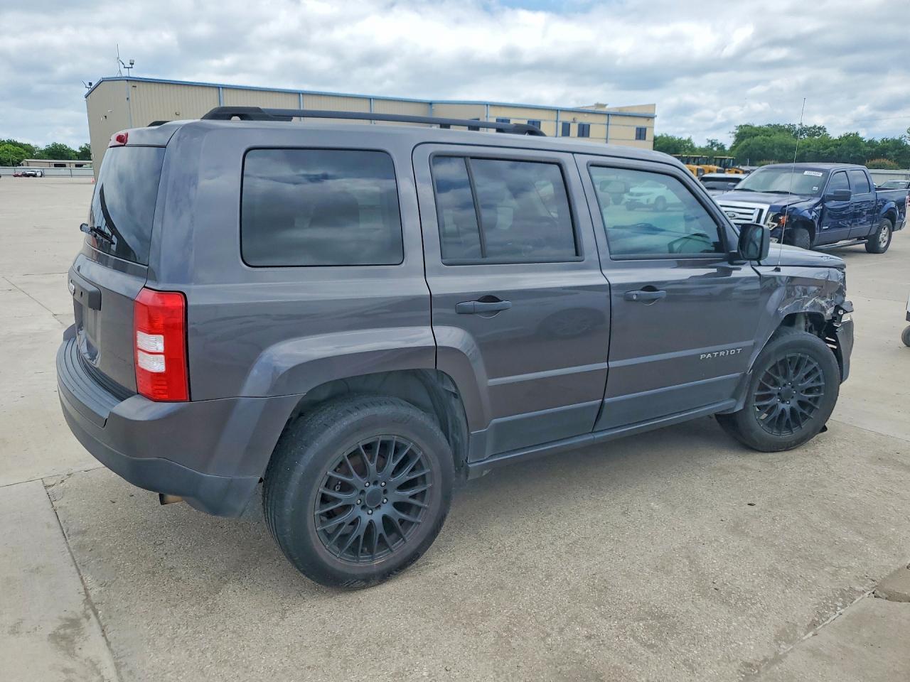 2016 Jeep Patriot Sport - Фото 3
