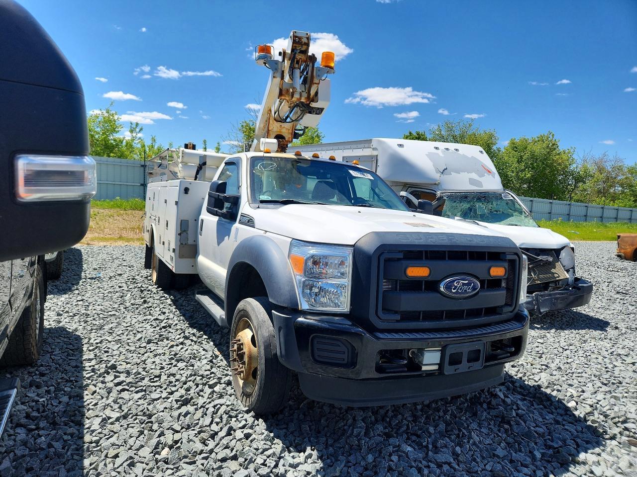 2015 Ford F450 Super Duty - Image 4