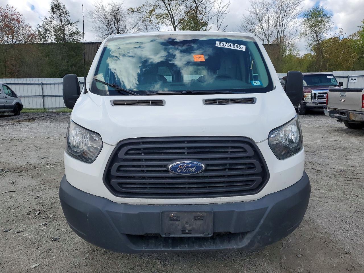 2017 Ford Transit 250 Delivery Van - Фото 5