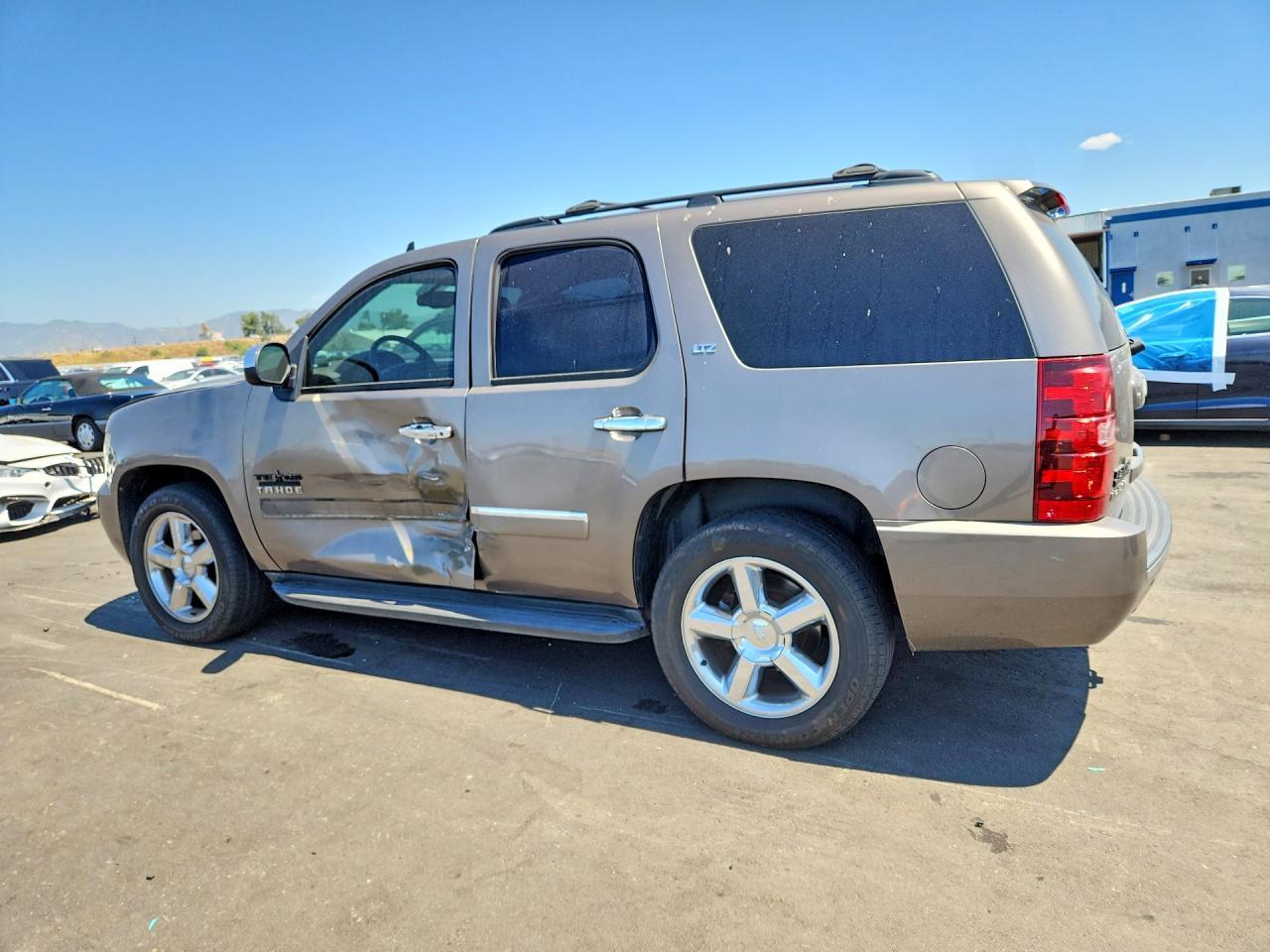 2013 Chevrolet Tahoe C1500 Ltz - Фото 2