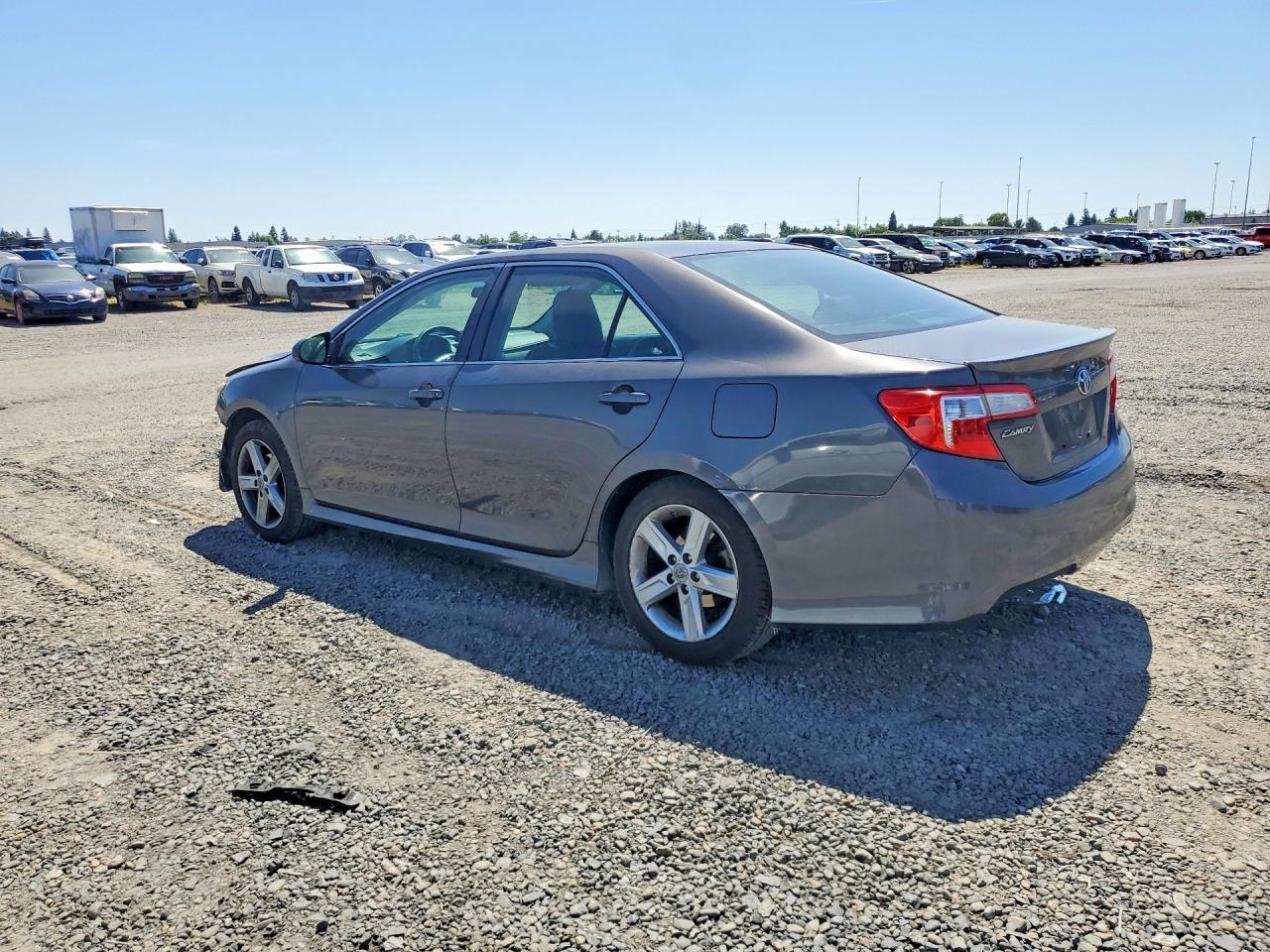 2012 Toyota Camry Se - Image 2