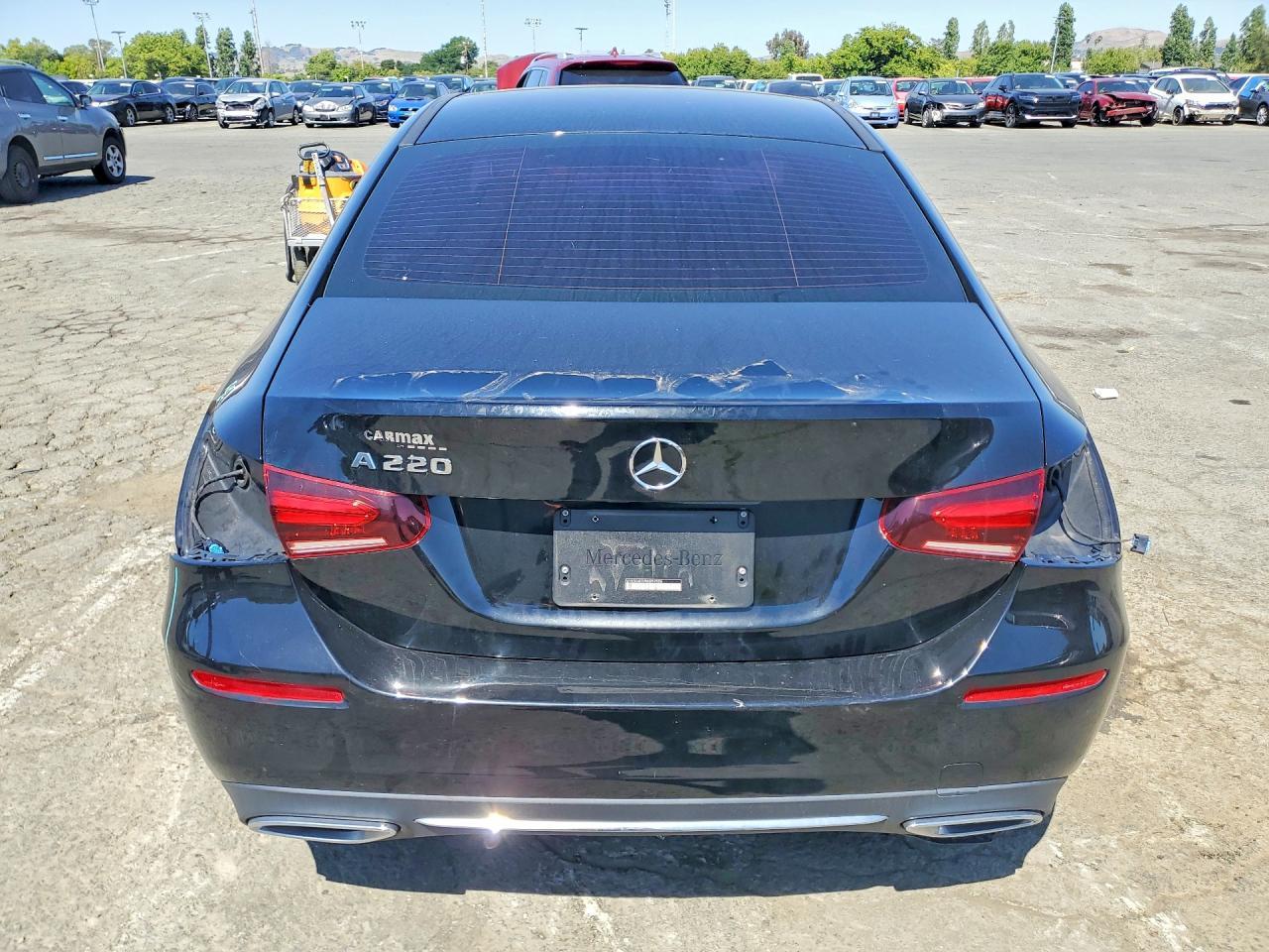 2021 Mercedes-Benz A 220 - Фото 6