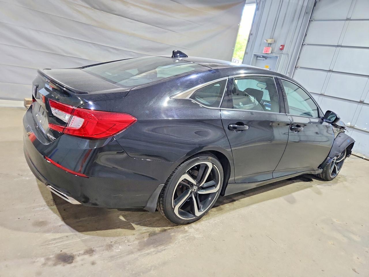2020 Honda Accord Sport - Фото 3