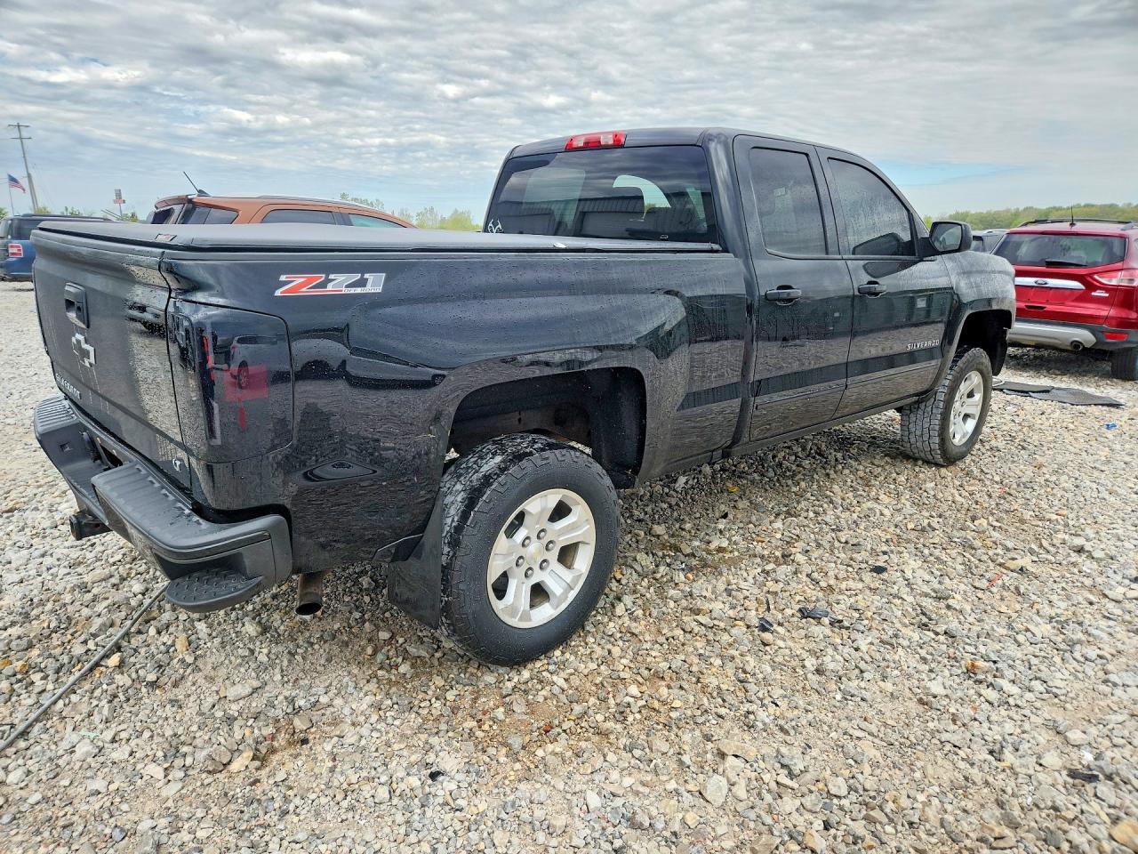 2017 Chevrolet Silverado K1500 Lt - Image 3