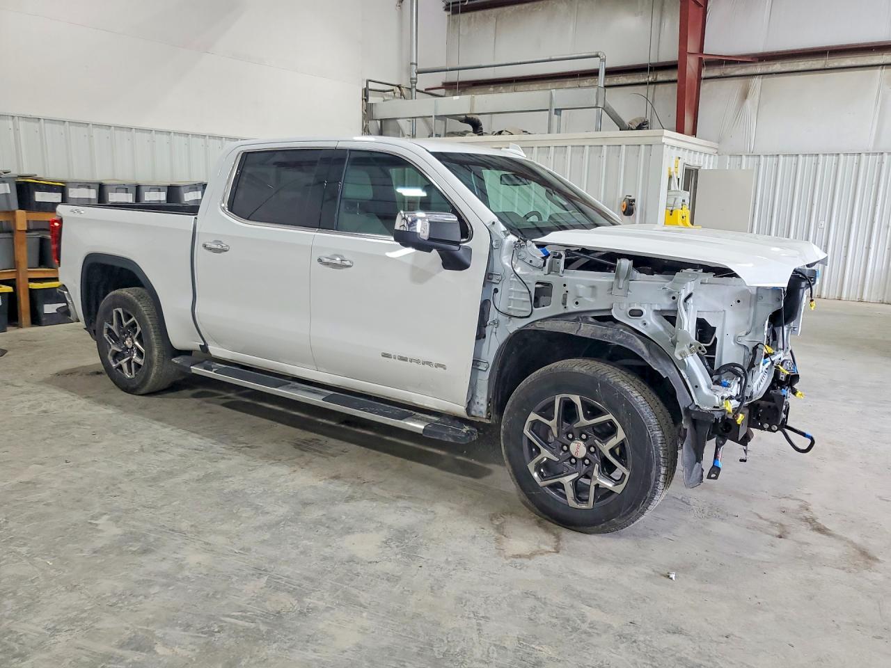 2025 GMC Sierra K1500 Slt - Image 4