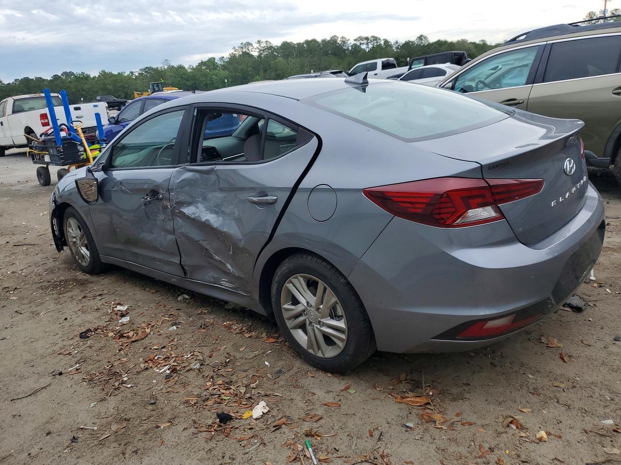 2019 Hyundai Elantra Value Edition - Фото 2
