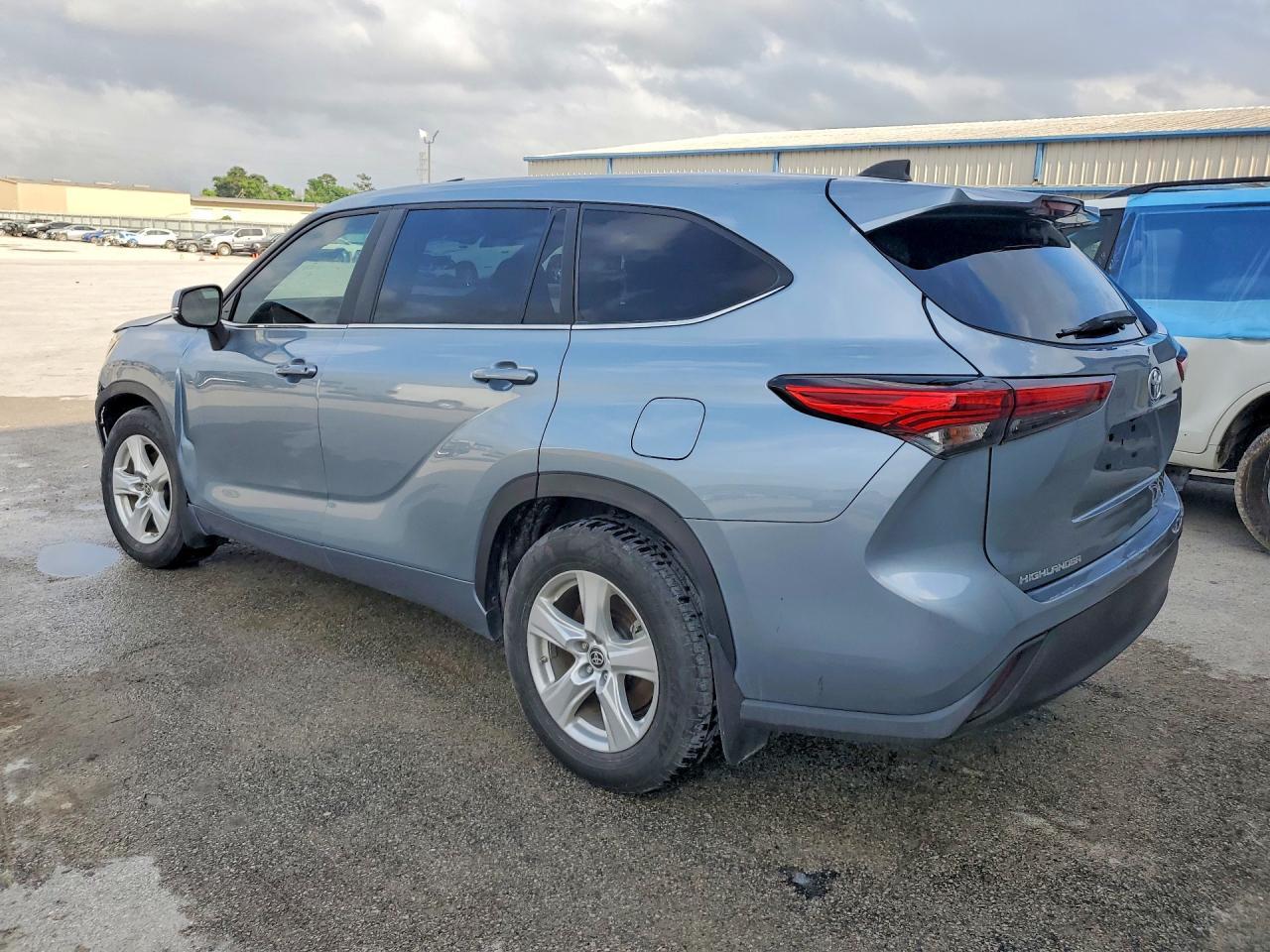 2023 Toyota Highlander Hybrid Le - Фото 2