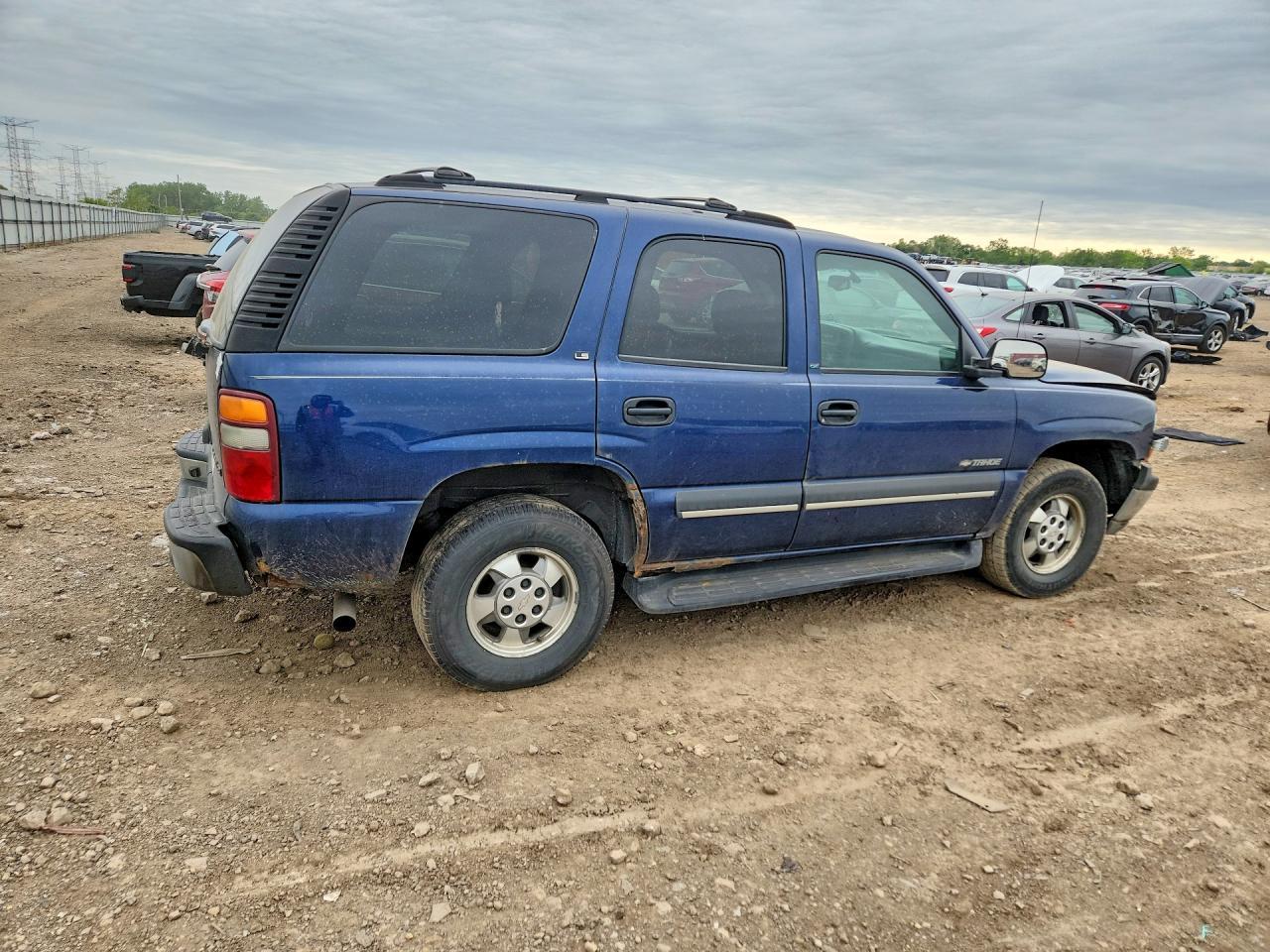 2002 Chevrolet Tahoe K1500 - Image 3