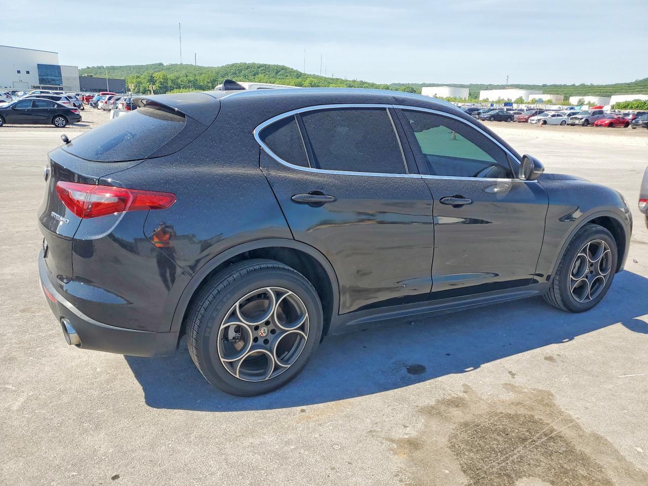 2018 Alfa Romeo Stelvio - Фото 3