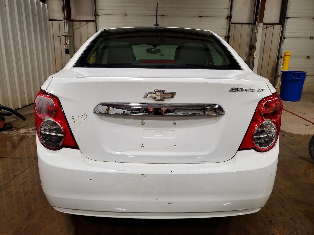 2014 Chevrolet Sonic Lt - Фото 6