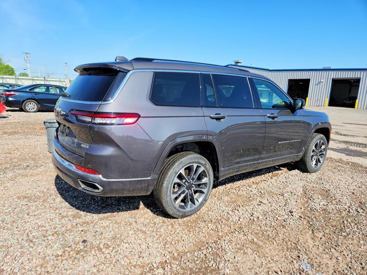 2021 Jeep Grand Cherokee L Overland - Фото 3