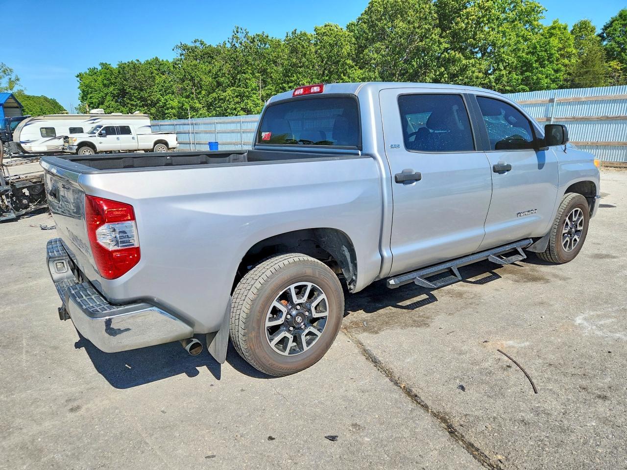 2014 Toyota Tundra Crewmax Sr5 - Фото 3