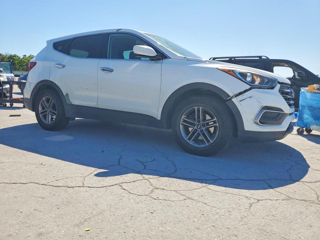 2017 Hyundai Santa Fe Sport 2.4L - Фото 4