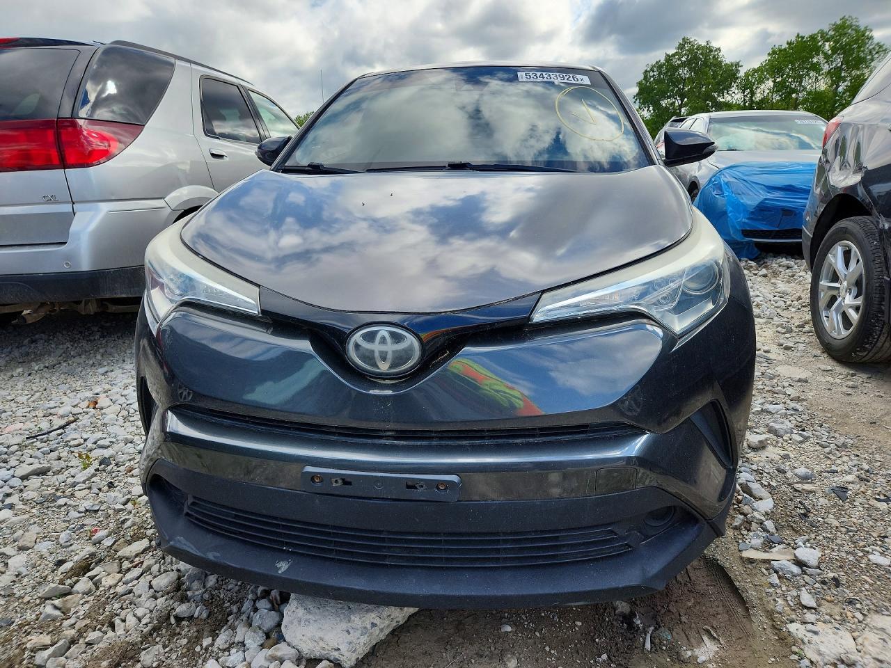 2018 Toyota C-Hr Xle - Image 5