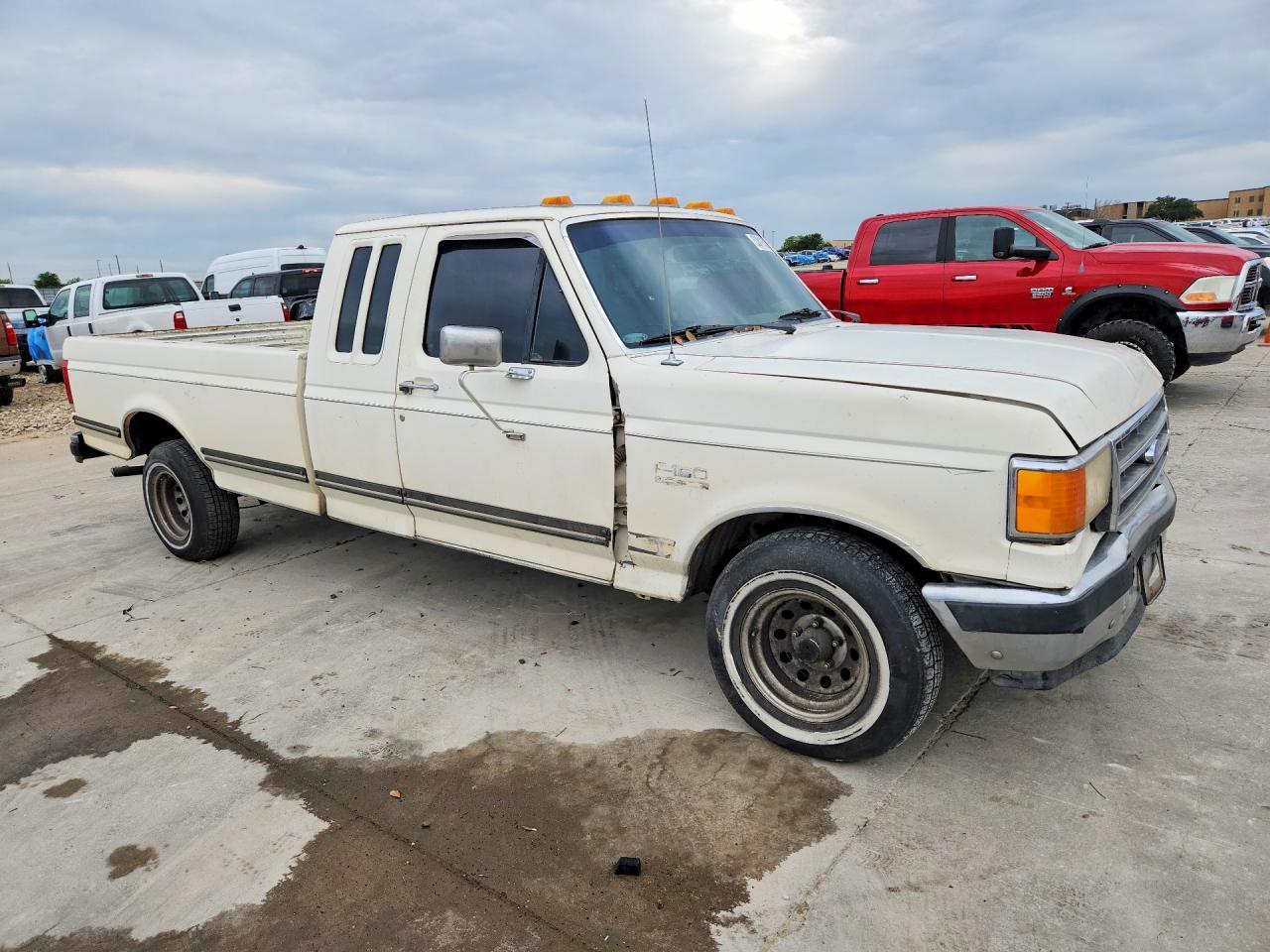 1990 Ford F150 - Image 4