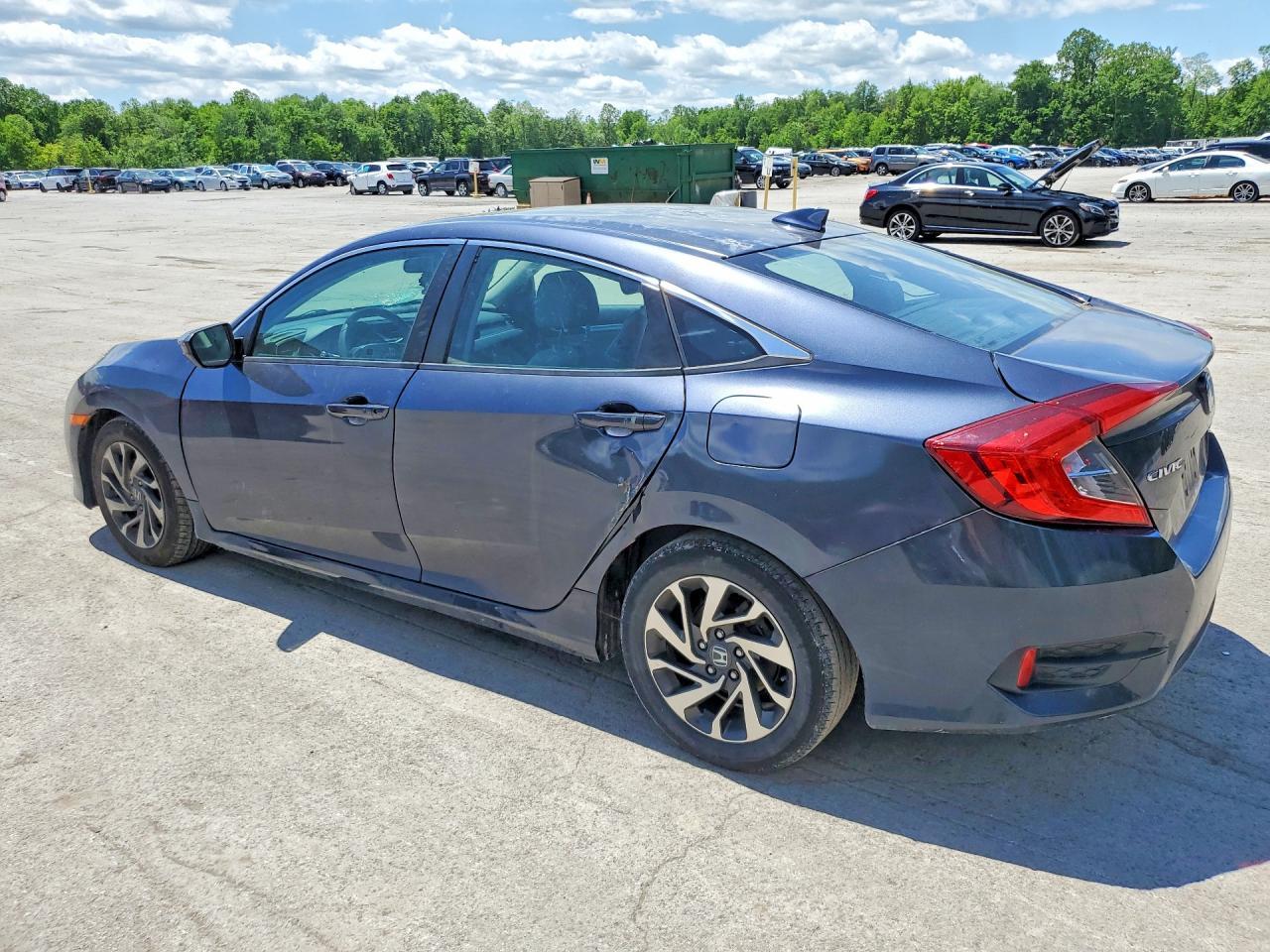2017 Honda Civic Ex - Image 2