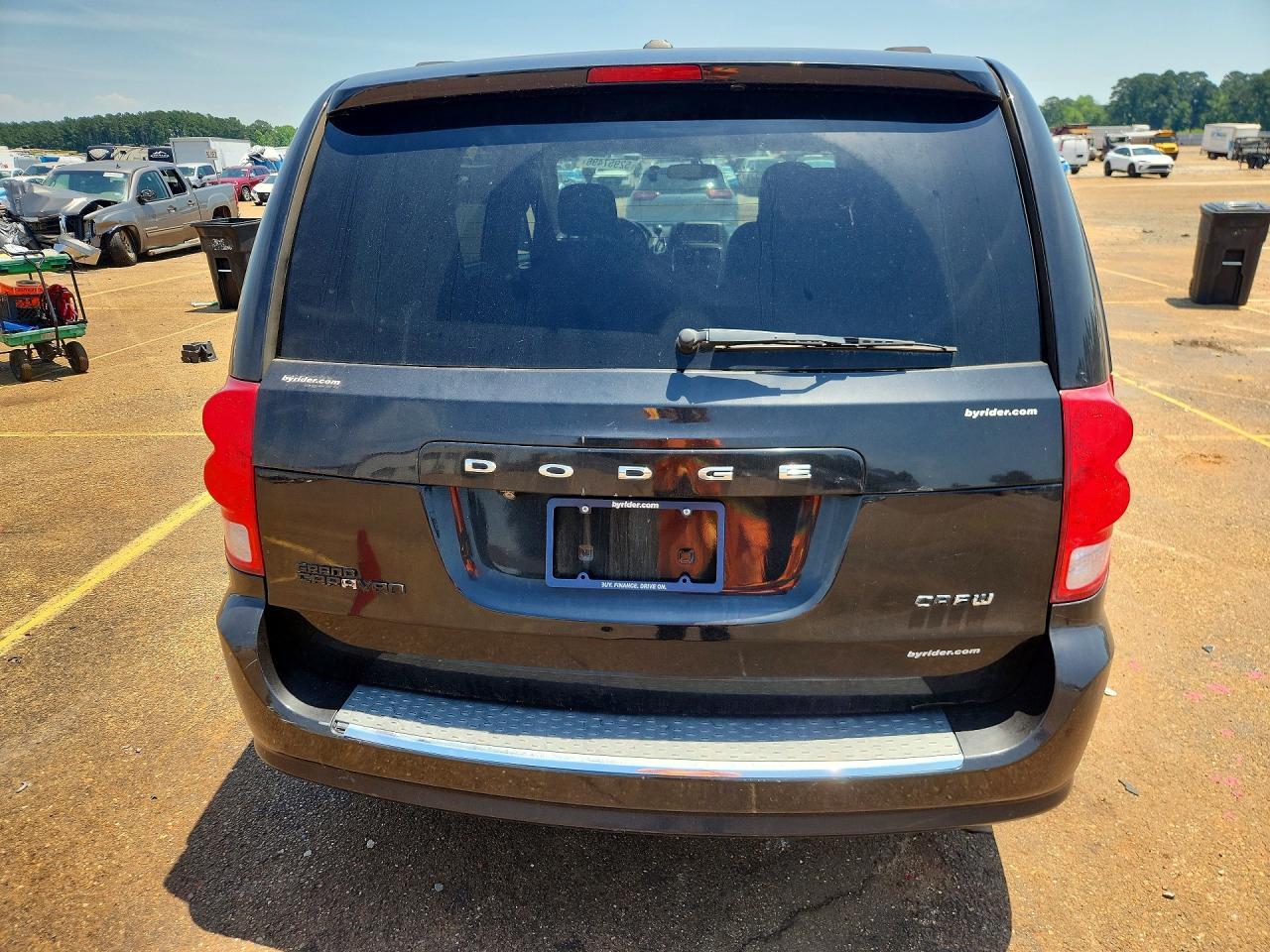 2012 Dodge Grand Caravan Crew - Image 6