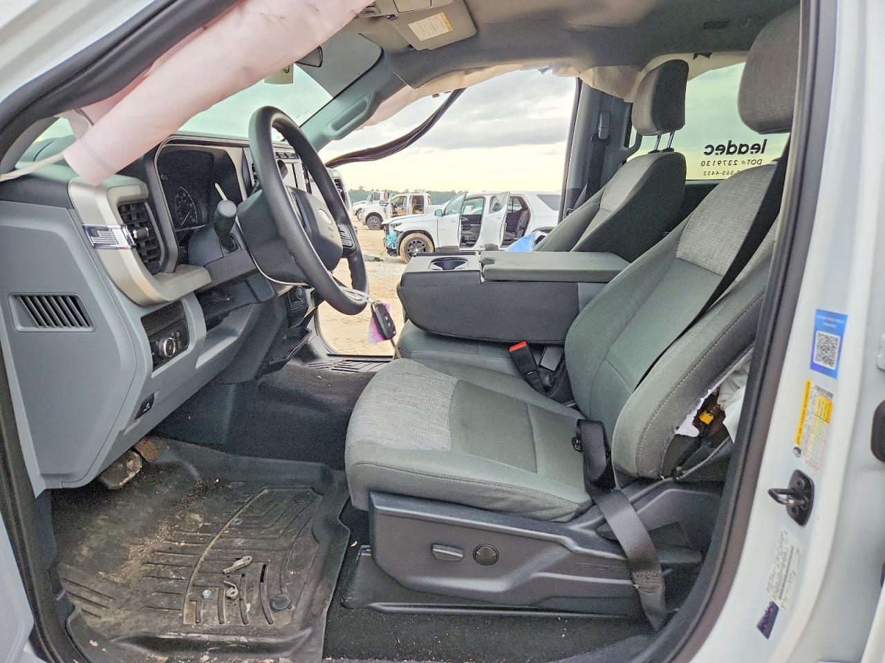 2024 Ford F250 Super Duty - Фото 7