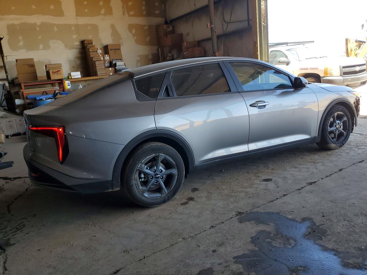 2026 Kia K4 Lxs - Image 3