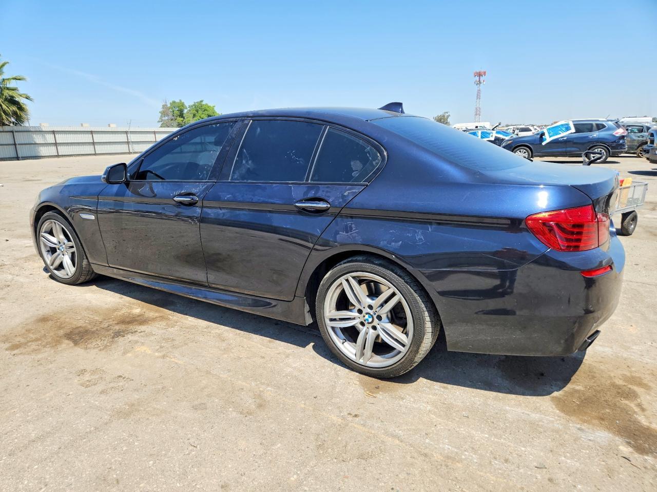2016 BMW 550 Xi - Фото 2