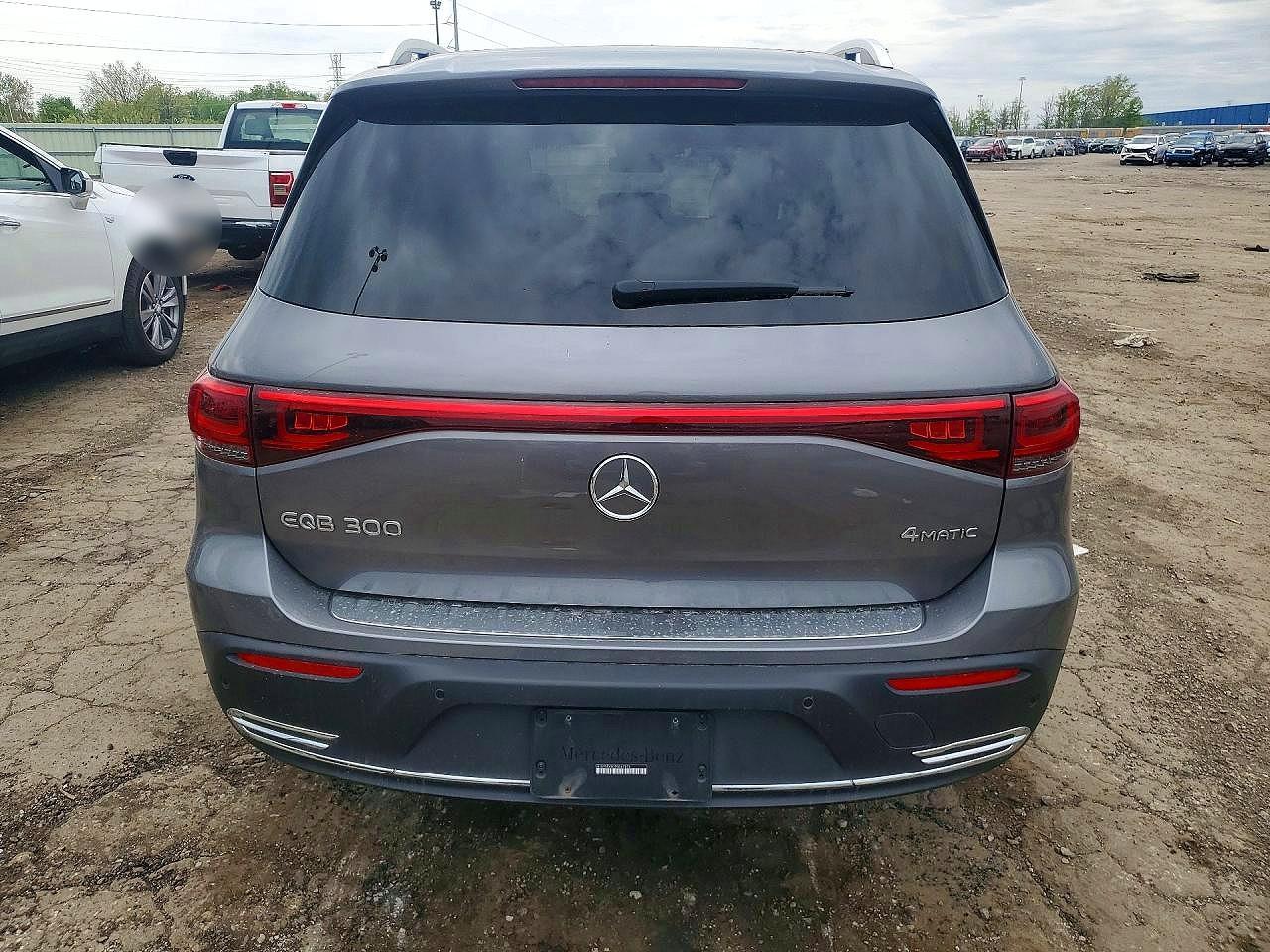 2023 Mercedes-Benz Eqb 300 4Matic - Фото 6