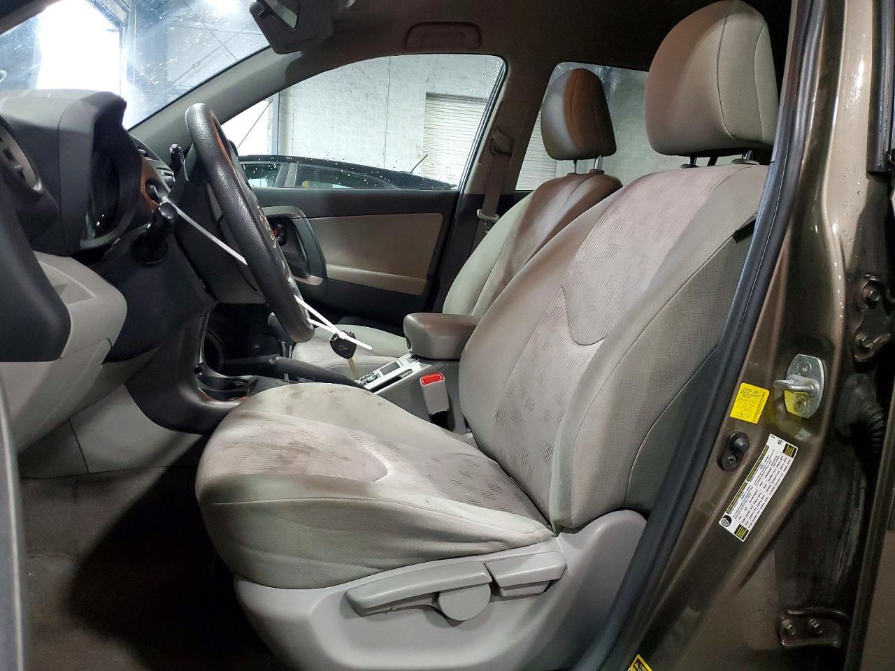 2012 Toyota Rav4 Base - Image 7